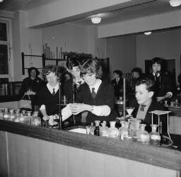 Open day at Ysgol y Moelwyn - A O Morris - Sep-65 thumbnail