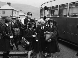 Children from Ysgol Maenofferen - Gwyn Hughes Dyffryn Ardudwy - Ysgol Tanygrisiau - Mrs W O Williams - Lois Davies thumbnail