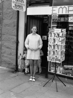 Wedding Carol and John Ellis and Janet Macateer - Sep-72 thumbnail