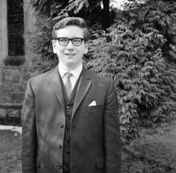 Mona Talweun Ydd, Meinir etc. Vicarage in Church forecourt - Snow on Minaint - Emlyn Jones - Annedd Deg - Geraint Parry, Ffestiniog. - Mrs Penhall - Feb-69 thumbnail