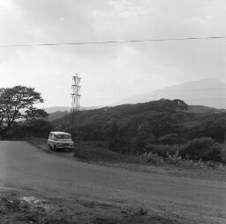 Joe at Queens, Gellilydaur - Jewel with H. R. H. Prince of Wales at Pen - Y - Pass after his walk up Snowdon. - Jun-69 thumbnail