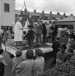 Mrs Roberts, Llwyn Gell - Davies, Trawsfynydd - 1967 carnival - Jul-67 thumbnail