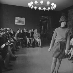 Fashion Dolgellau - Mar-68 thumbnail