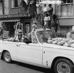 Radio Relay (Best) with Blaenau Carnival on the Street - Jul-69 thumbnail