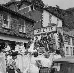 Radio Relay (Best) with Blaenau Carnival on the Street - Jul-69 thumbnail