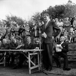 Lord Snowdon at Llanbedr thumbnail