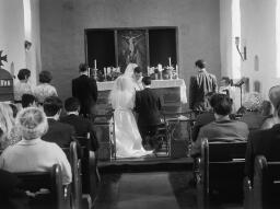 Veronica Dunleavy Wedding film no. 1. thumbnail