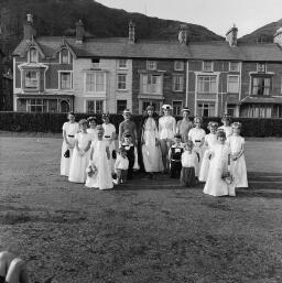 Baby Sq.- Arthur Holland - Queen Joyce at Sq - Traws coronation 1967 - Bloor - Jul-67 thumbnail