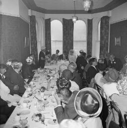 Part Margaret and Eifion wedding - Jones, Forum View - Stan Roberts and family - Sep-67 thumbnail