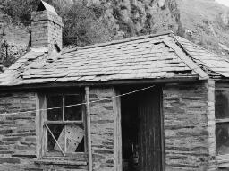 Jones Haygarth Villa Len Jones Bowling Hut at Bank rear (Mr. Owen Mary (Soch) Jones Copies Quarry Stm Yard (Will) Y Faino Sglodion Breeze Jones - Jos. Jones. Gwyn Thomas - Roberts Butch thumbnail